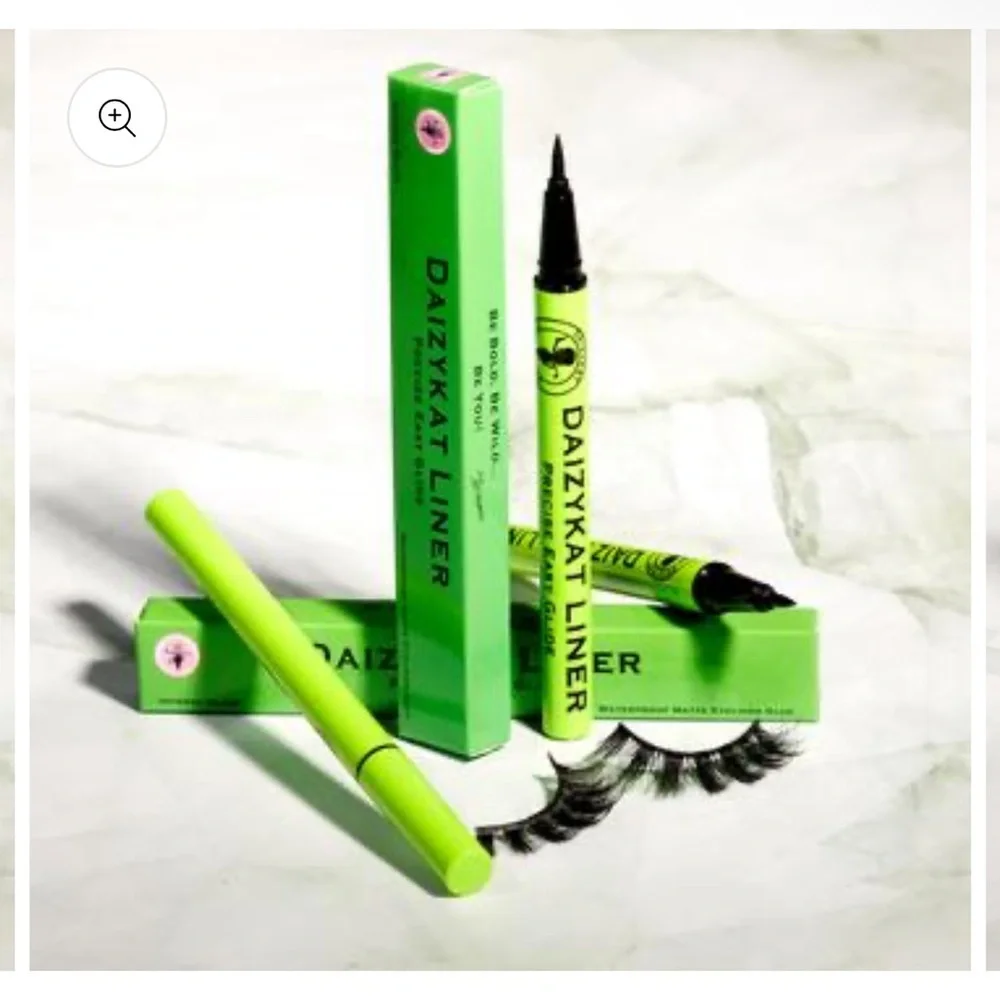 Daizykat Liner Waterproof Matte Intense Black Eyeliner Lash Glue Pen New